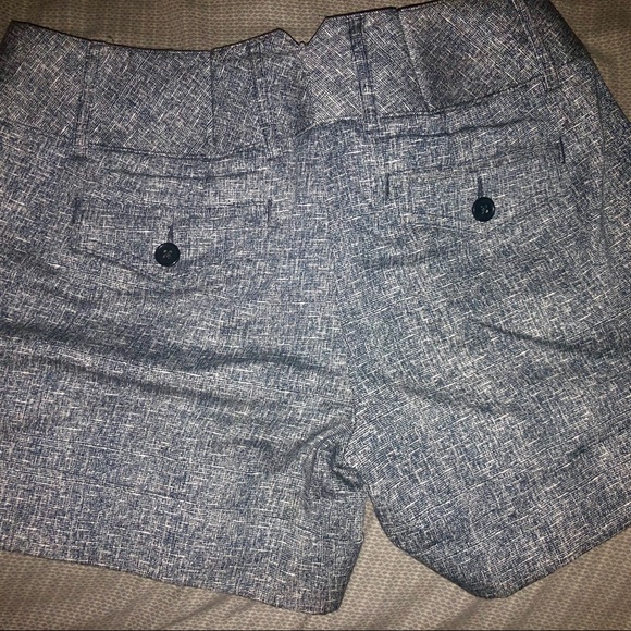 Dress shorts - Picture 3 of 3